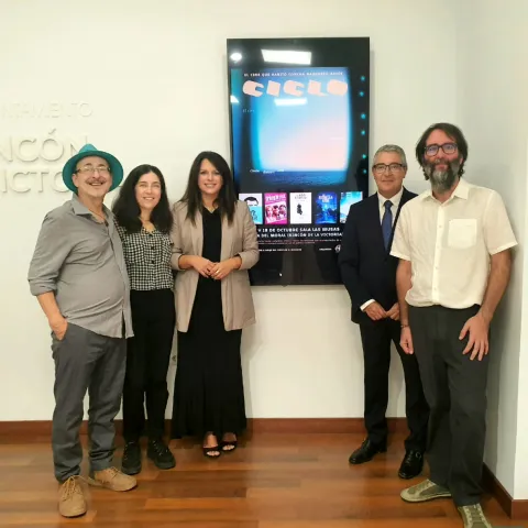 Un mirador en el Paseo de los Acantilados y un ciclo de cine gratis del 16 al 18 de octubre: el homenaje de Rincón a Concha Barquero